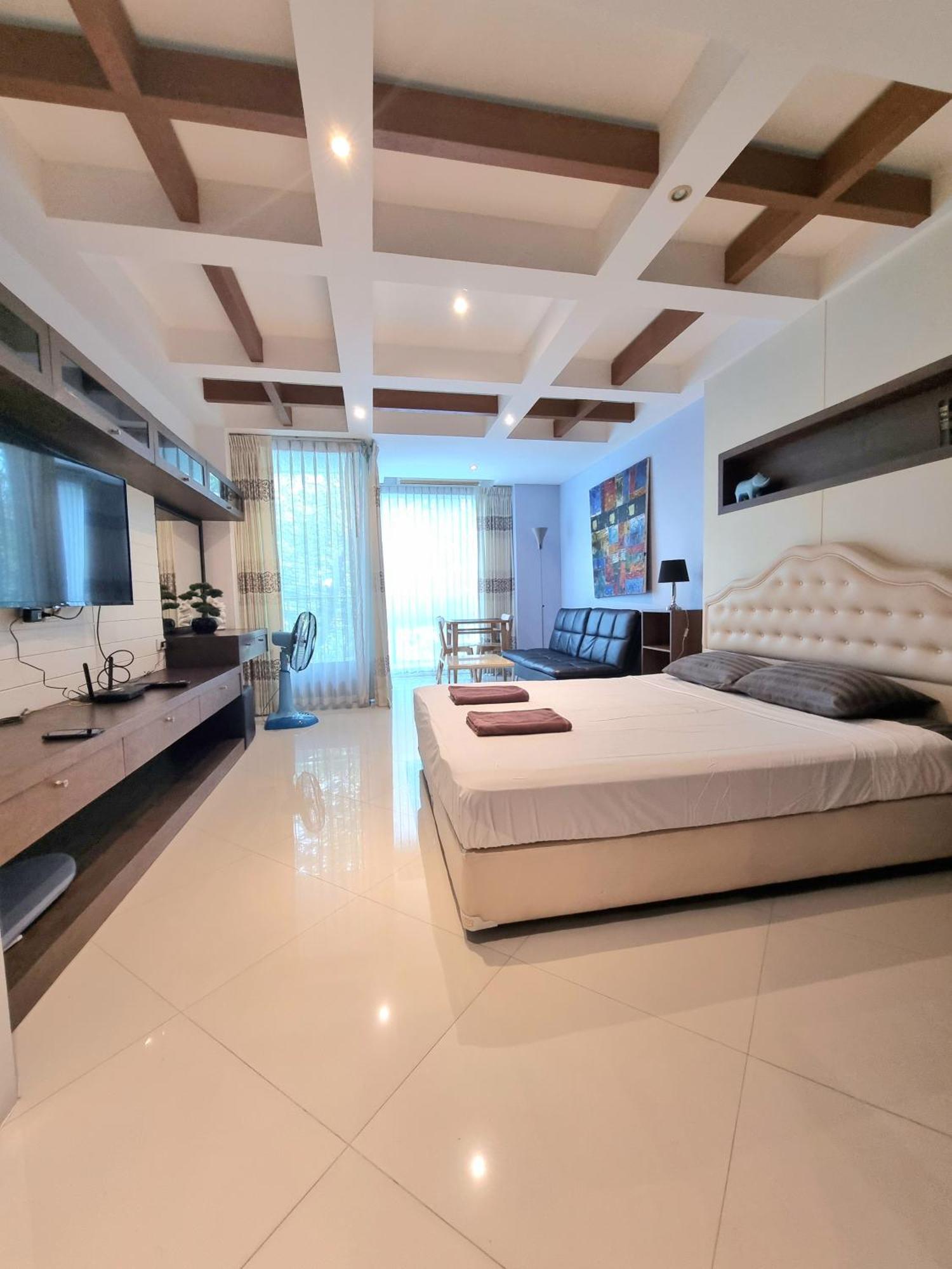 Diamond Suite Паттайя Экстерьер фото
